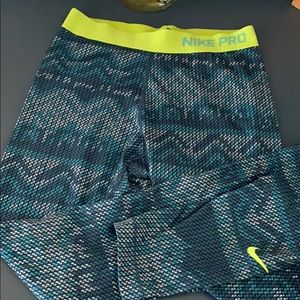 Nike pro leggings M